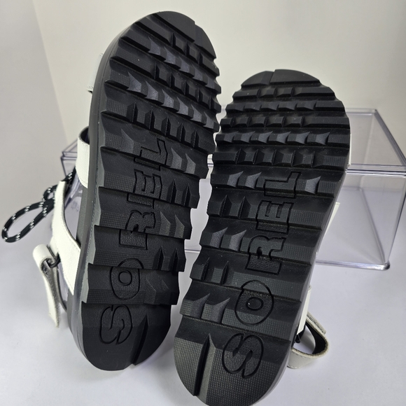 Sorel Hiking Sandals Womens White Black Roaming Leather Lace Up Gladiator Shoes - Picture 6 of 8